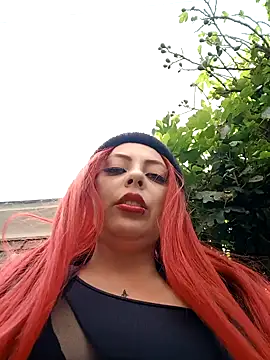 madelaine- online show from 01.22.25