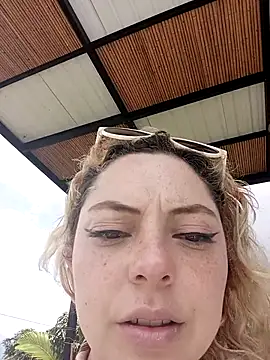 madelaine- online show from 11.30.25