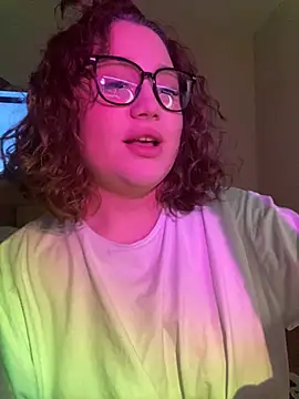 DaisyBooom online show from 02.25.25