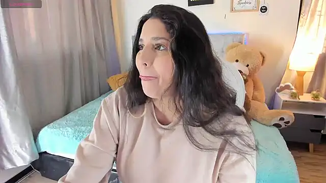 Snapshot of valentina_jonnes1 chatting on 12.22.24 valentina jonnes1 online show from 12.22.24