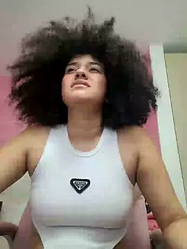 Snapshot of TwerkingAss chatting on 12.21.24 TwerkingAss online show from 12.21.24