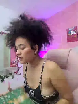 Snapshot of TwerkingAss chatting on 01.25.25 TwerkingAss online show from 01.25.25