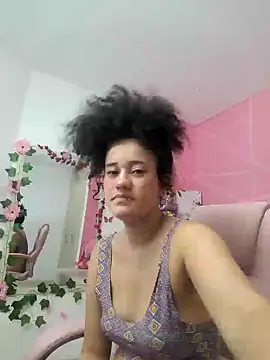 Snapshot of TwerkingAss chatting on 01.28.25 TwerkingAss online show from 01.28.25