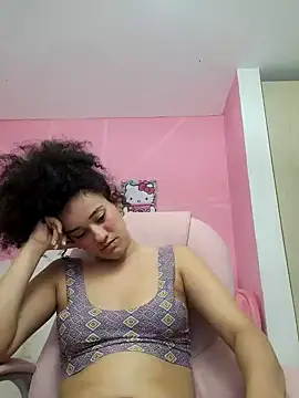 Snapshot of TwerkingAss chatting on 01.28.25 TwerkingAss online show from 01.28.25