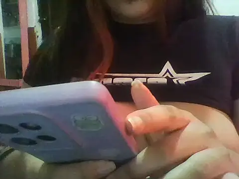 Snapshot of brisitareini chatting on 06.20.26 brisitareini online show from 06.20.26