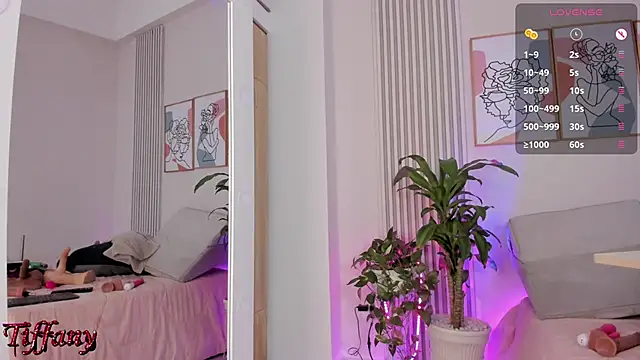 Snapshot of Tiffany_Sims1 chatting on 03.10.25 Tiffany Sims1 online show from 03.10.25