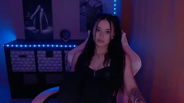 Snapshot of AlisaLink chatting on 03.15.25 AlisaLink online show from 03.15.25