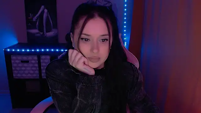 Snapshot of AlisaLink chatting on 03.17.25 AlisaLink online show from 03.17.25