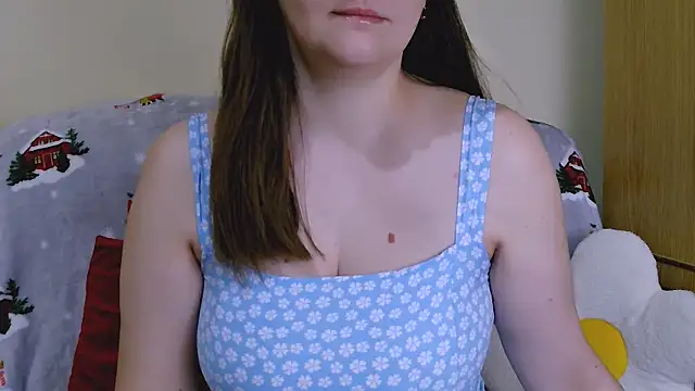 Snapshot of ChubbyMaia chatting on 01.12.25 ChubbyMaia online show from 01.12.25