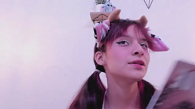 RedMeloddy online show from 01.19.25