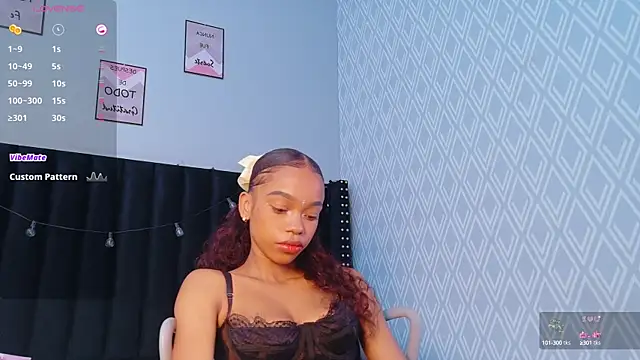 littleebonymommy online show from 09.25.25