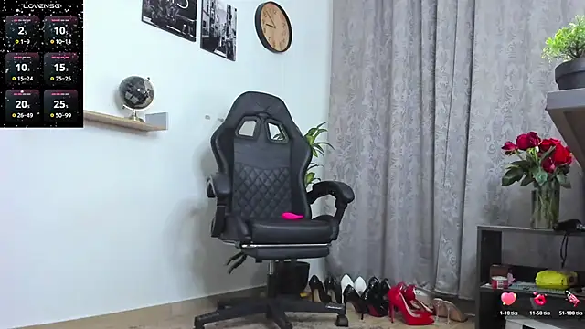 SophieBaker   online show from 02.09.26