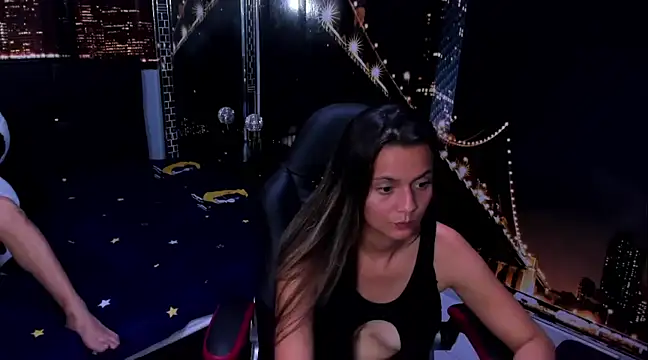 ValentinaAndTerry online show from 01.04.25