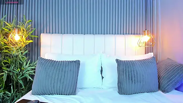 LinaGlam online show from 09.24.25