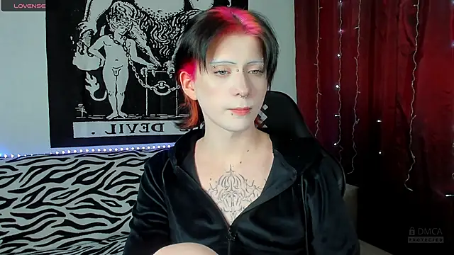 Vailyreb  online show from 12.21.24