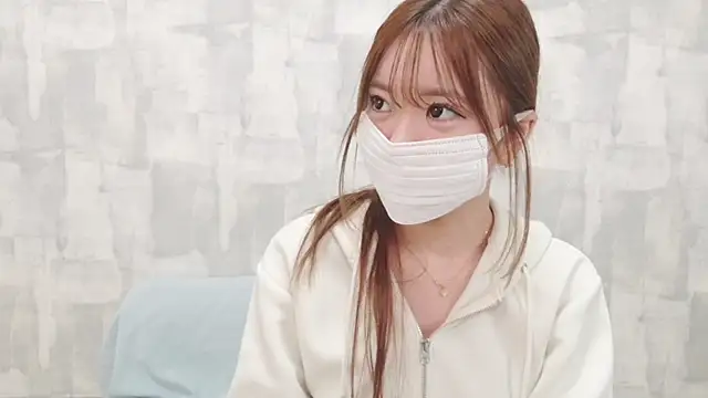 Snapshot of LOVE_MOMO_LOVE chatting on 07.26.26 LOVE MOMO LOVE online show from 07.26.26