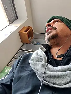 Raj1043 online show from 01.10.26