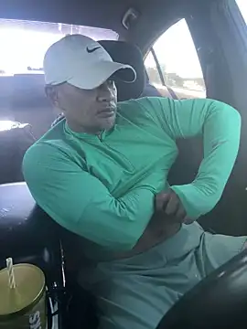 EatMyCake831 online show from 10.16.25