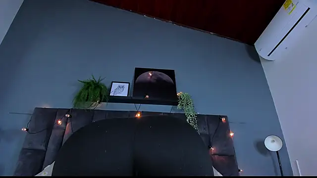 DulceAurora   online show from 02.16.26