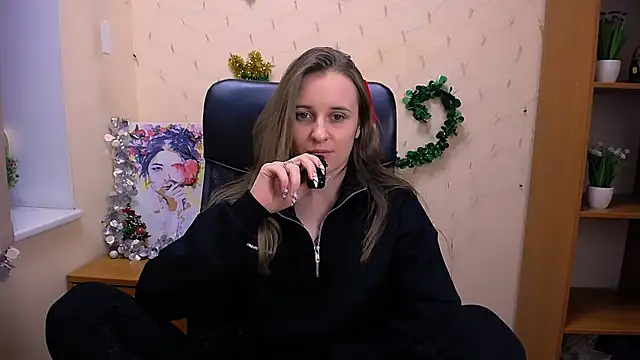 Snapshot of _Nicole_new chatting on 12.11.24 Nicole new online show from 12.11.24