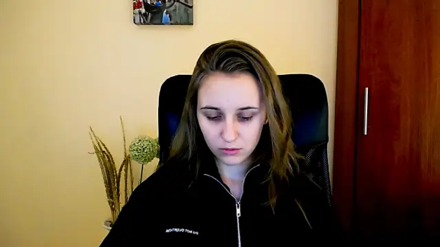 Snapshot of _Nicole_new chatting on 01.06.25 Nicole new online show from 01.06.25