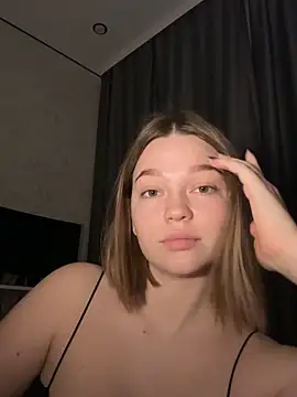 Snapshot of DanaLoved chatting on 12.14.25 DanaLoved online show from 12.14.25