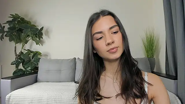 NicoleLuv online show from 12.18.24