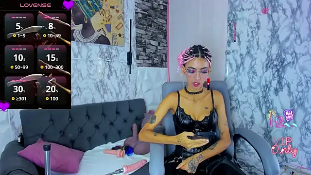 Queen Cuarxxo online show from 04.19.26