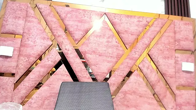 mia alvares online show from 04.09.26