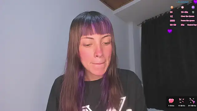 MiaGoth  online show from 10.13.25