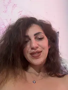 EmaSkyes online show from 10.02.25