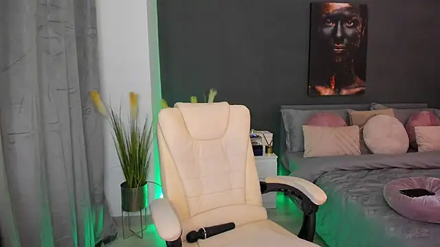 Sonia  Rey online show from 02.22.25