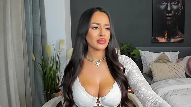 Sonia  Rey online show from 10.12.25