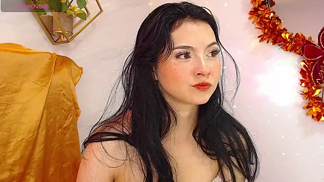 Snapshot of _Rouse_v chatting on 01.03.25 Rouse v online show from 01.03.25