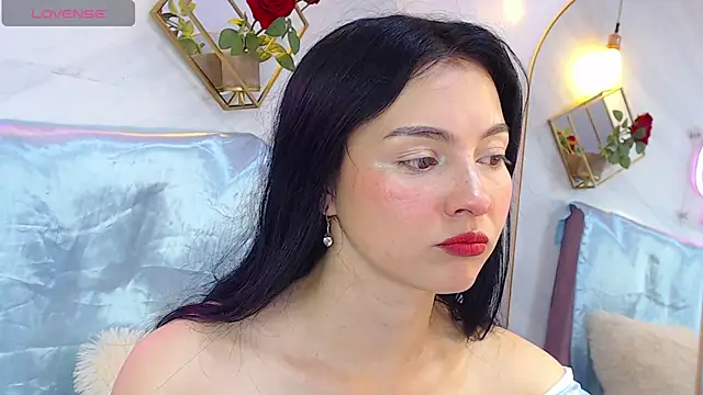 Snapshot of _Rouse_v chatting on 02.22.25 Rouse v online show from 02.22.25