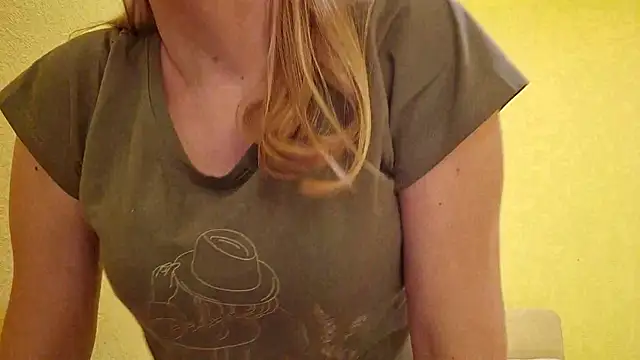 EstrellaWalters online show from 01.13.25