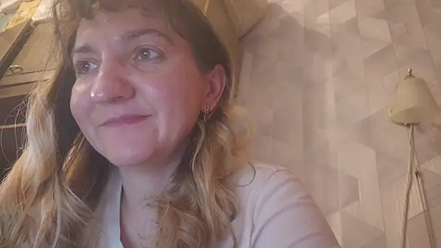 EstrellaWalters online show from 04.28.26