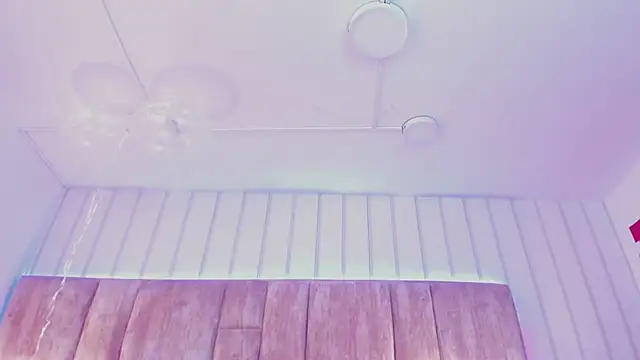 Snapshot of Cloesweet_1 chatting on 02.18.25 Cloesweet 1 online show from 02.18.25