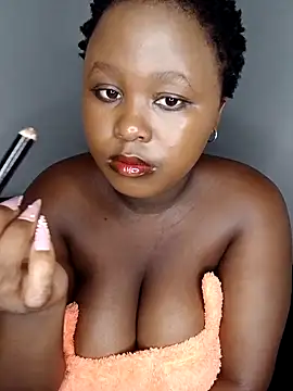 Dark Berry 26 online show from 04.17.26