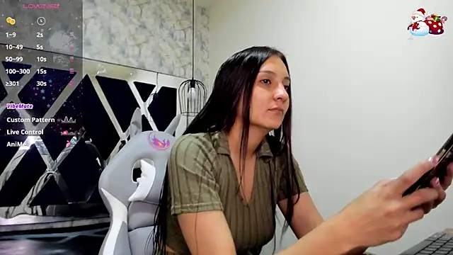  alaia collway  online show from 12.13.24