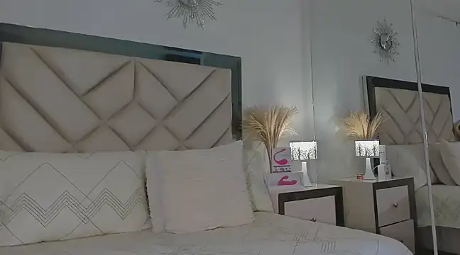 Snapshot of alexa_tobar chatting on 01.04.25 alexa tobar online show from 01.04.25