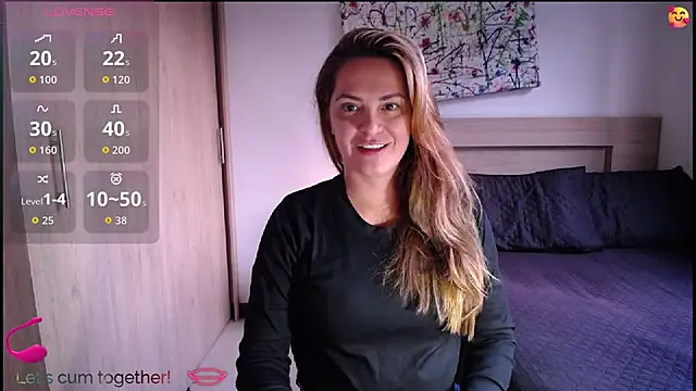 ParisW online show from 10.08.25