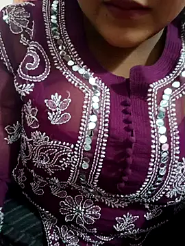 Ayesha mahi online show from 03.17.25