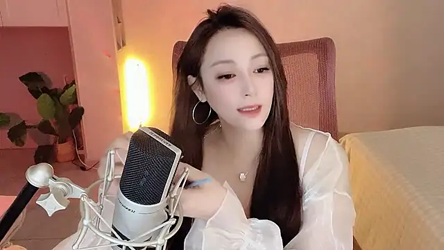 Daisy-77 online show from 10.05.25