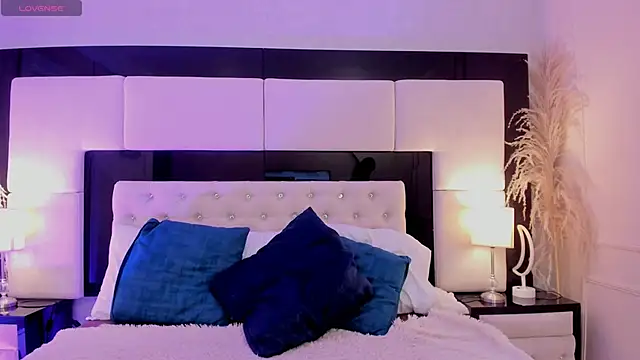 Snapshot of Maddissonlove chatting on 01.30.25 Maddissonlove online show from 01.30.25