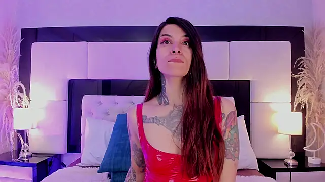 Snapshot of Maddissonlove chatting on 02.02.25 Maddissonlove online show from 02.02.25