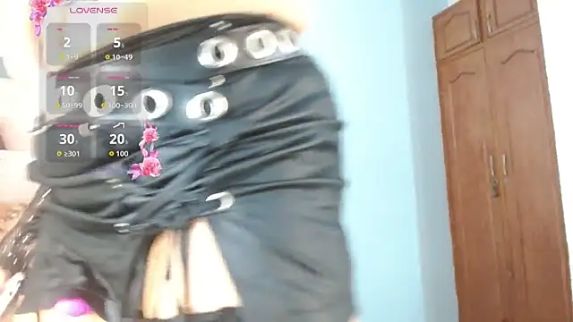 cintia hills online show from 09.12.25