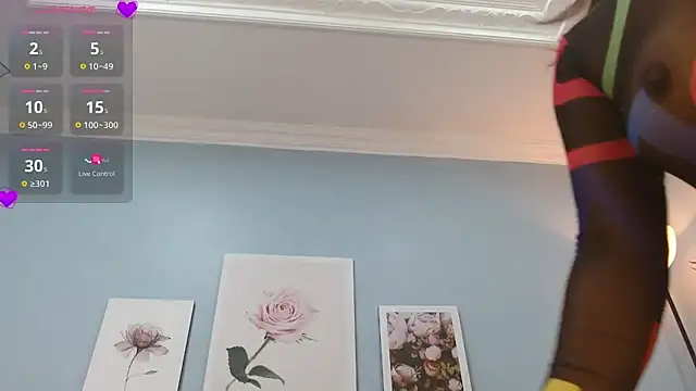 cintia hills online show from 03.25.26