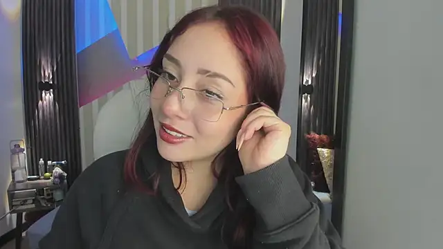 emily layton online show from 12.17.25