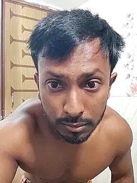 HunkyAriyan online show from 03.12.25